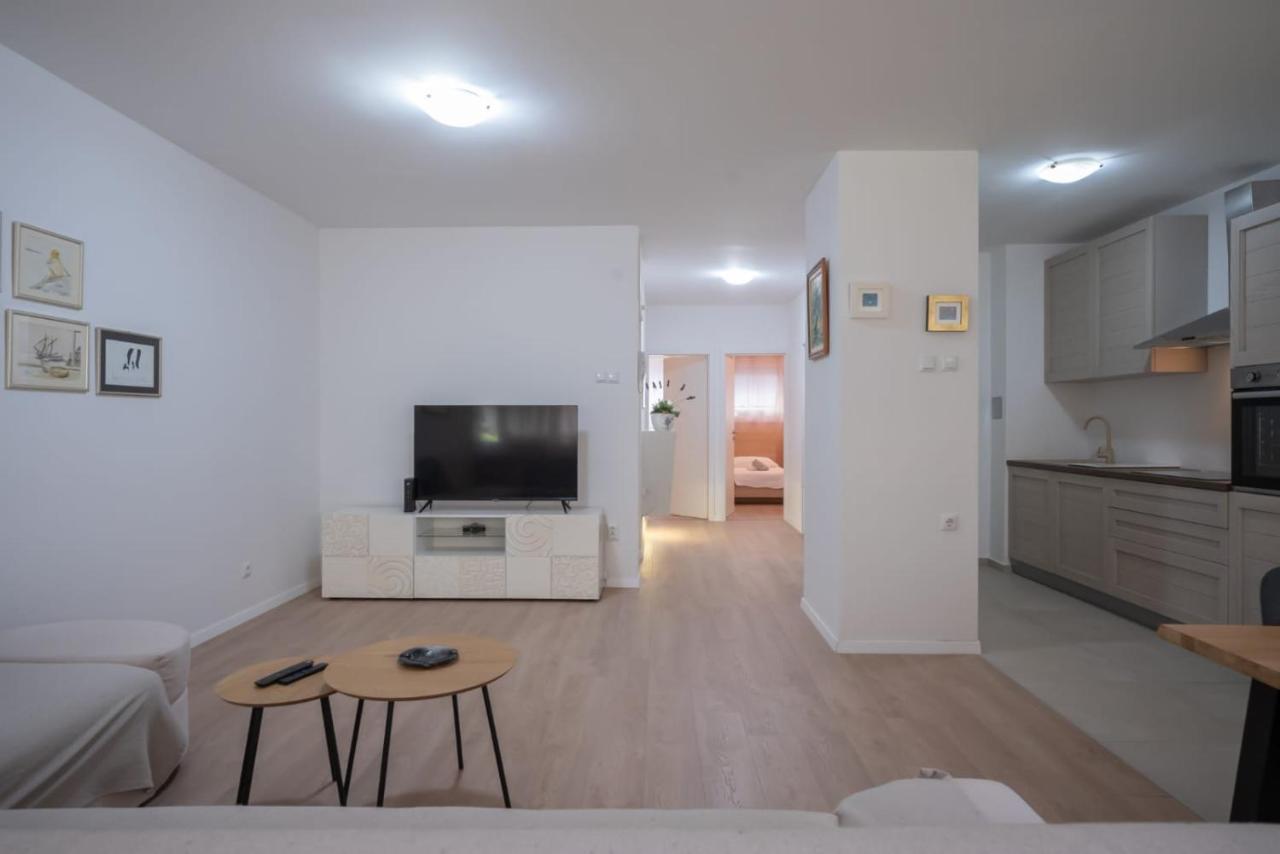 Apartment Mirjana